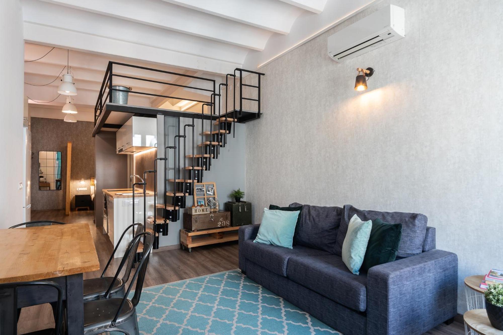Beautiful Renovated Loft Minutes From The Beach برشلونة المظهر الخارجي الصورة